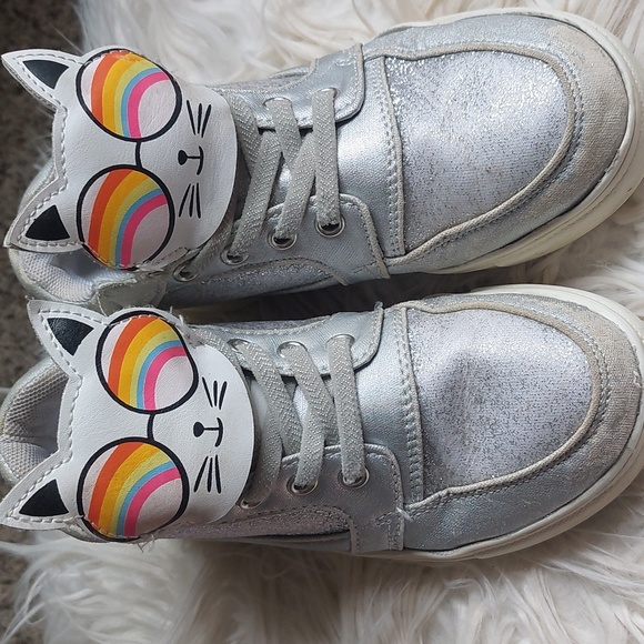 Fabkids cool cat shirt and hi-top sneaker combo - Picture 5 of 7